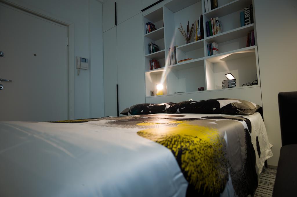 Stylish Mini In The Heart Of Milano Apartment Стая снимка