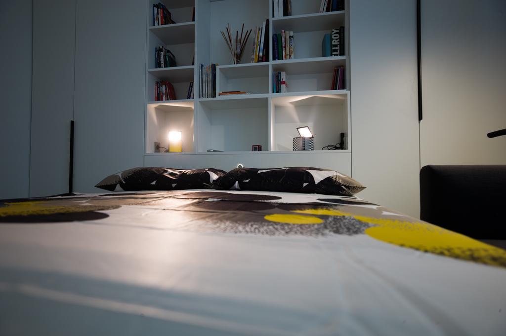 Stylish Mini In The Heart Of Milano Apartment Стая снимка