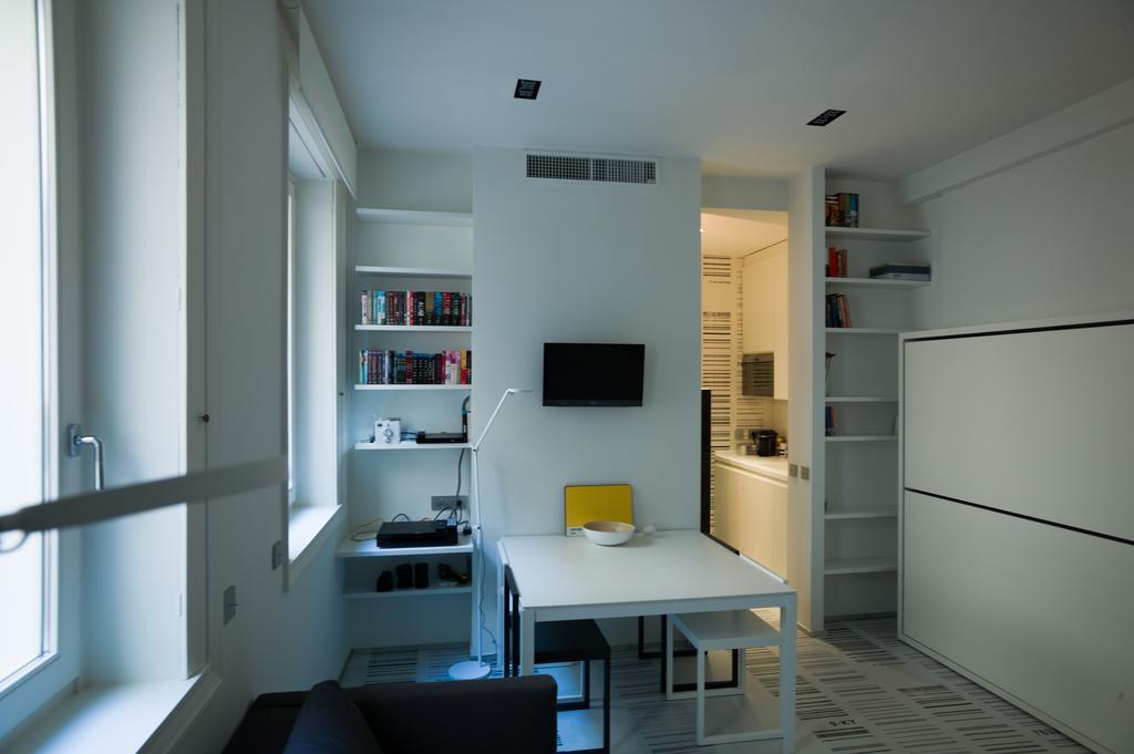 Stylish Mini In The Heart Of Milano Apartment Стая снимка