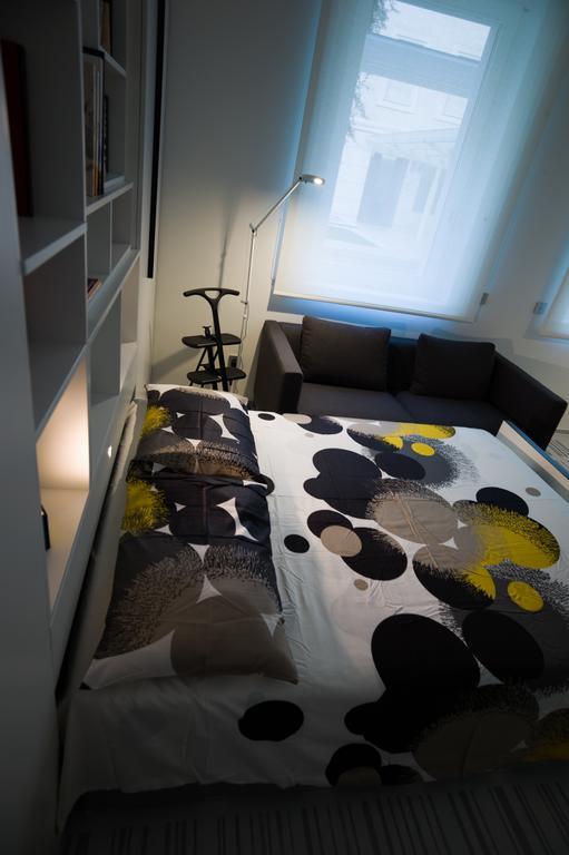 Stylish Mini In The Heart Of Milano Apartment Стая снимка